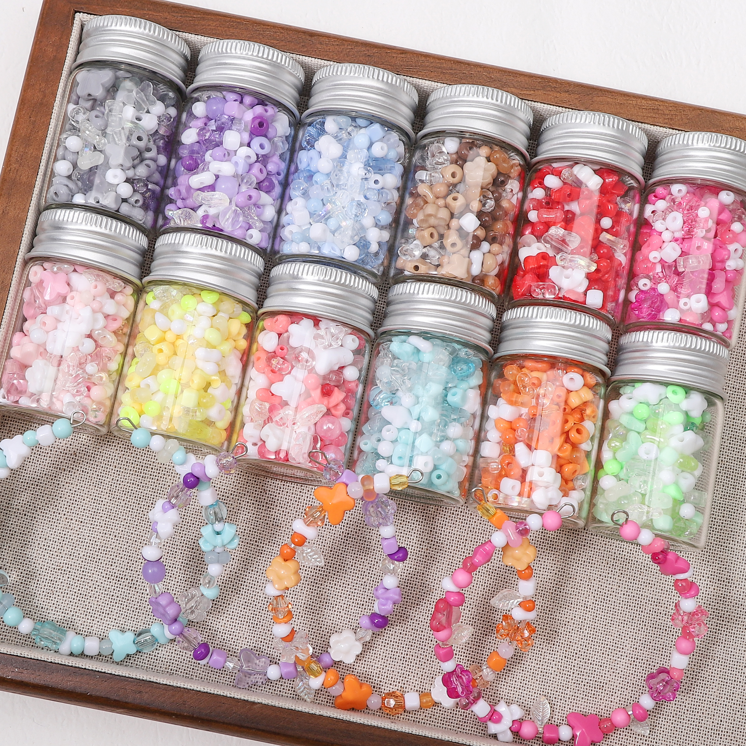 100-130Pcs Acrylic Bow Flower  - Embellishment Crafts recension och pris