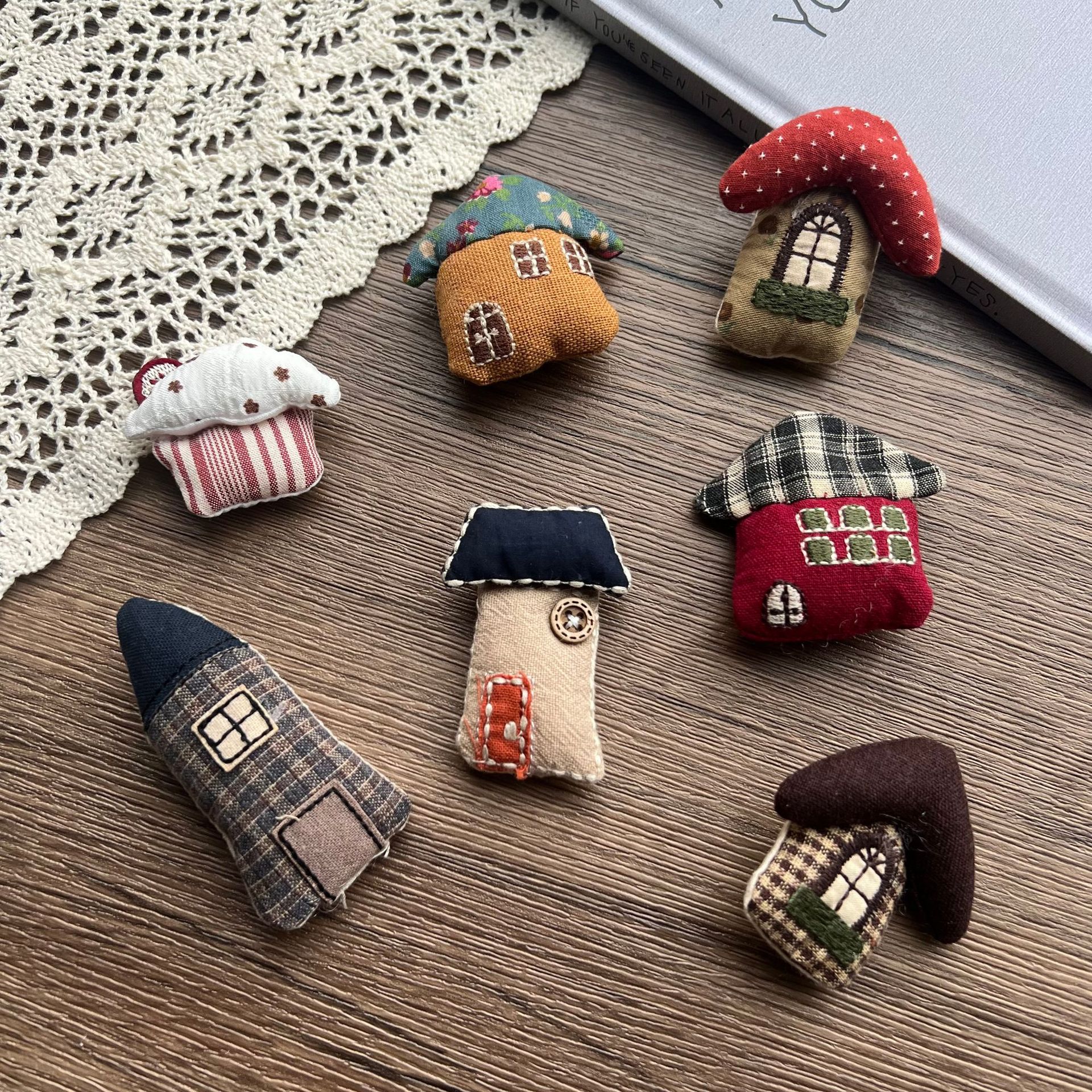 Stuffed Fabric Mushroom House  - Craft Embellishments recension och pris